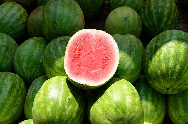 Choosing the best watermelon